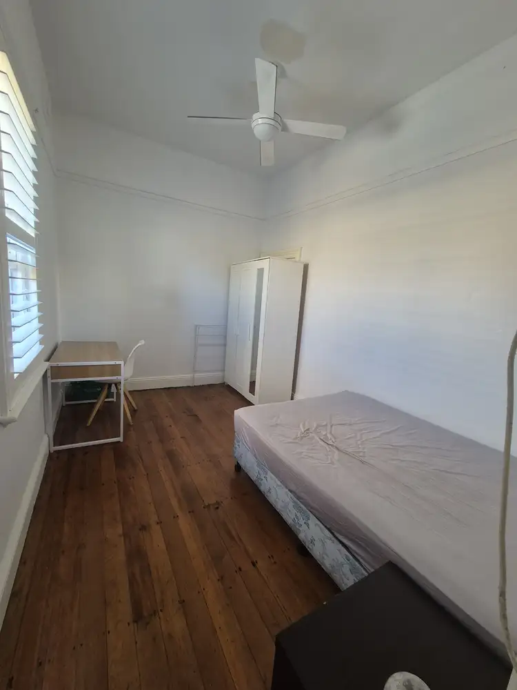 25 Kays Ave