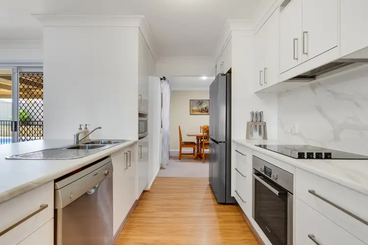 12 Petunia Crescent