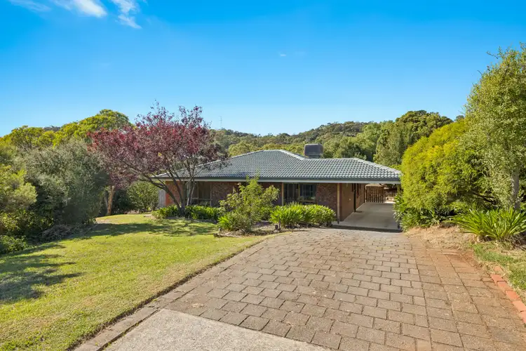 18 Evandale Circuit