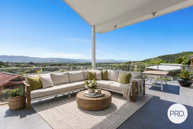 16A Clermont Crescent