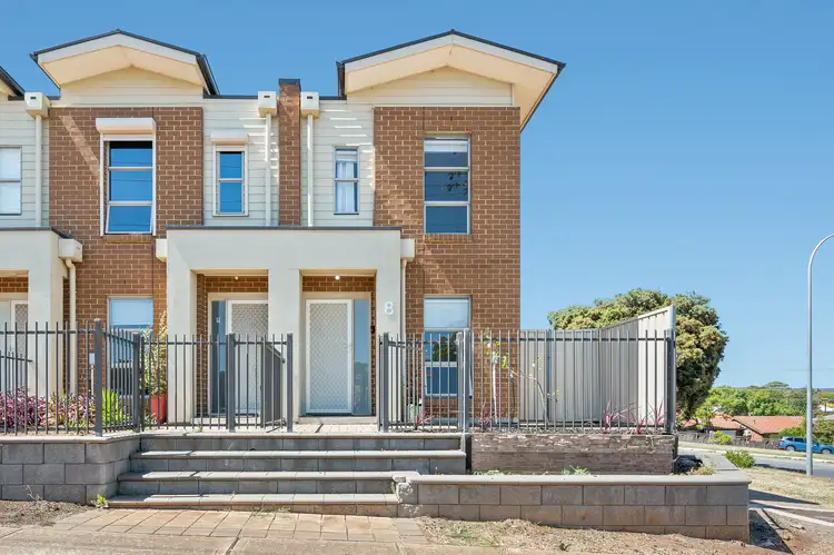 12 Hillier Road
