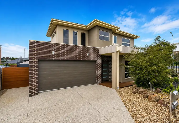 18 Nedlands Drive