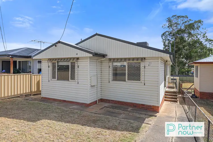 28 Hunt Street
