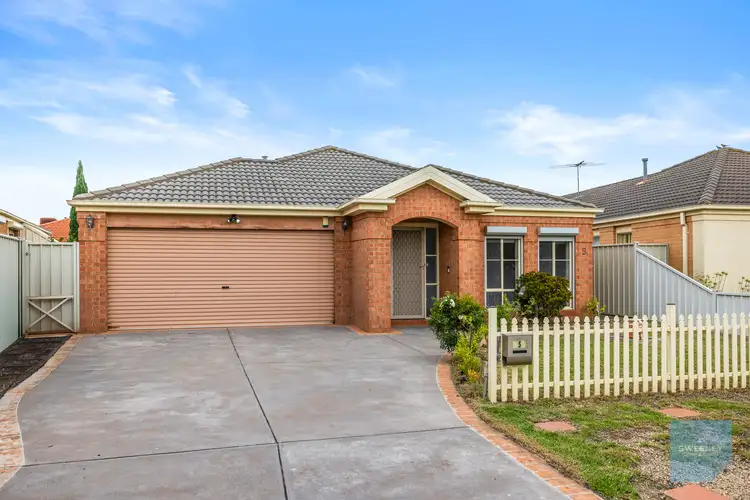 5 Tamborine Way