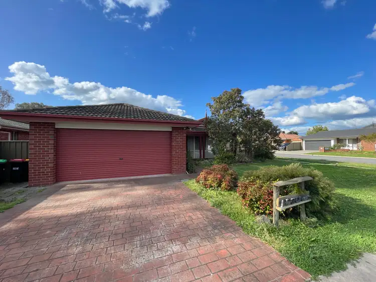 1 Exton Crescent
