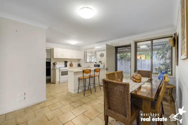 22 Weismantle Street