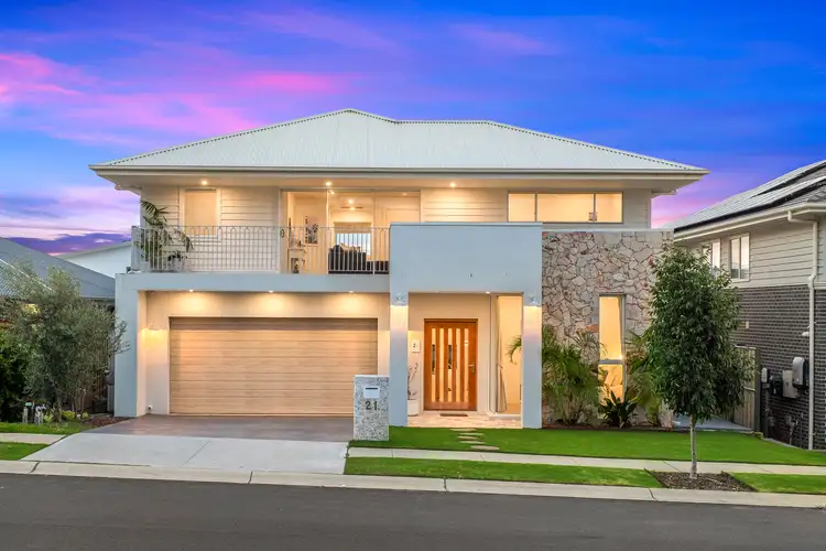 21 Sommer Street (Gables)