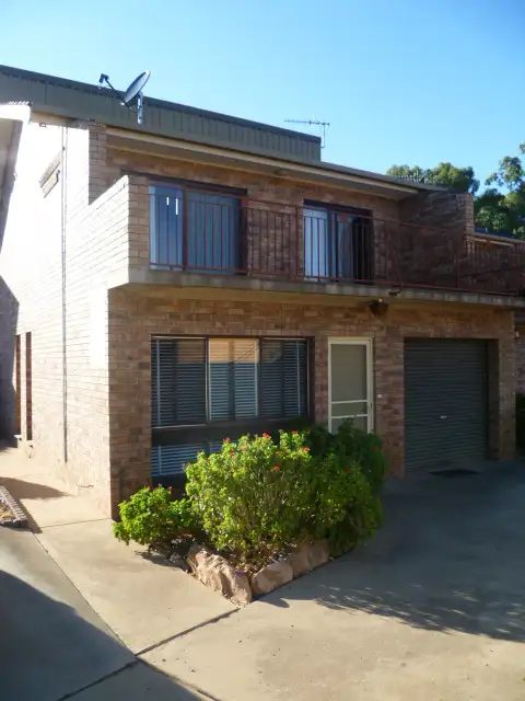 1/230 Wakaden Street