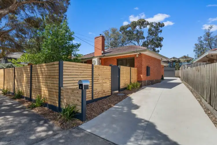 6 Talara Court