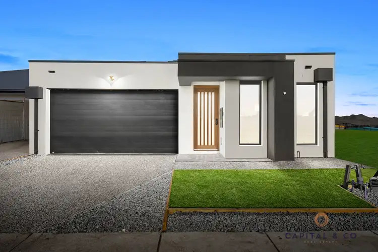 104 Monakeeba Boulevard
