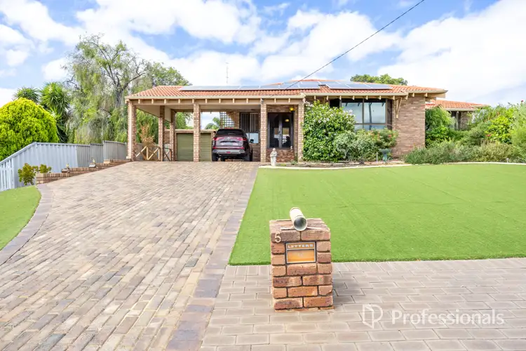 5 Pelican Place
