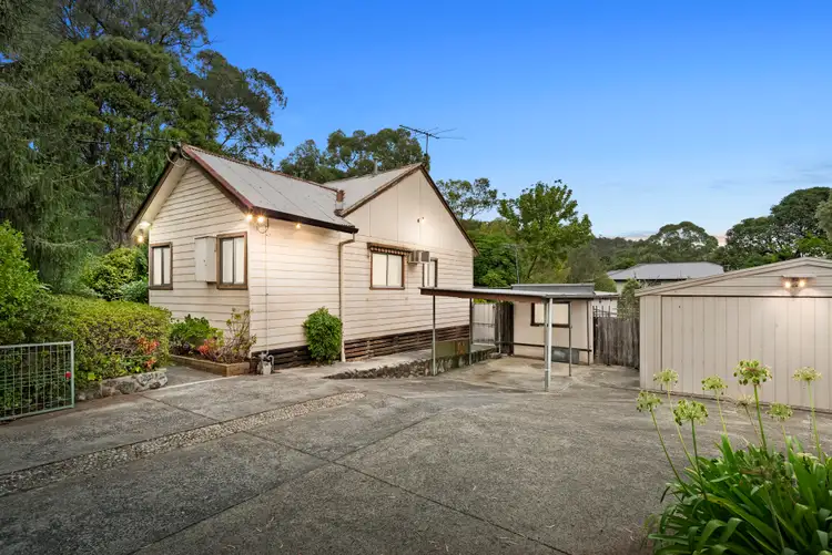 15 Stuart Street