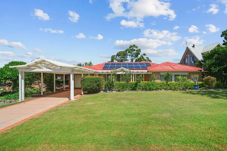 4 Meyers Crescent