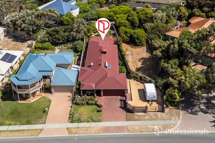 8 Foreshore Vista
