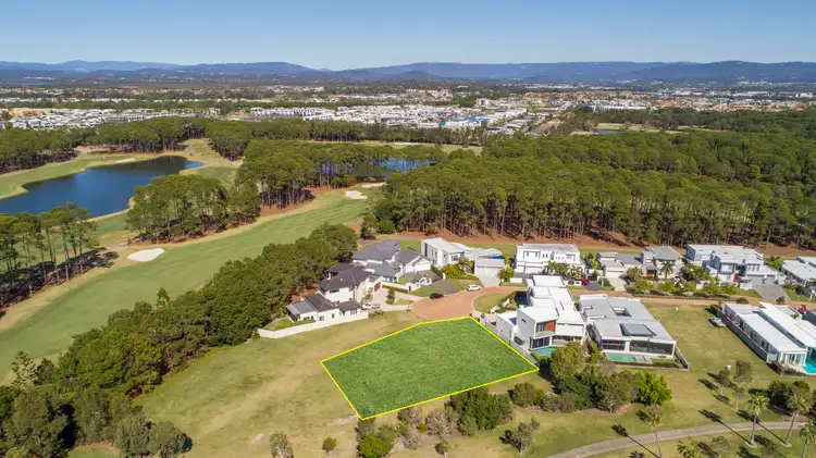 2268 Banksia Lakes Drive