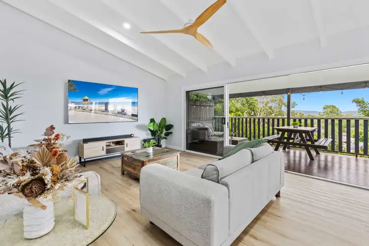 6 Convery Crescent