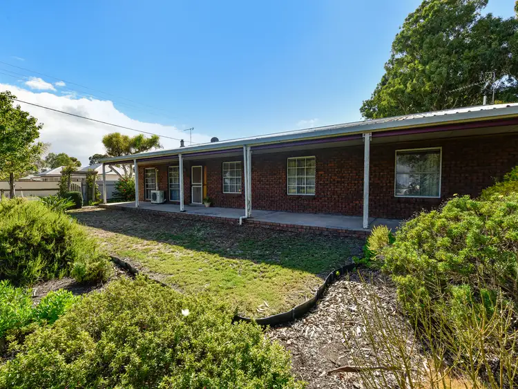 144 Riddoch Highway