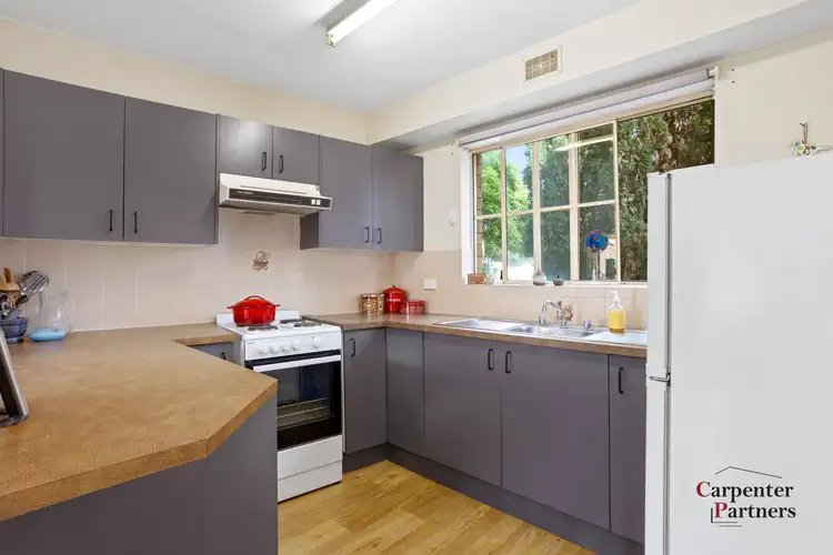 4 Margaret Street