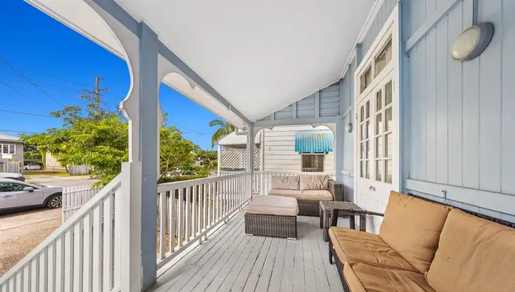 551A Vulture Street