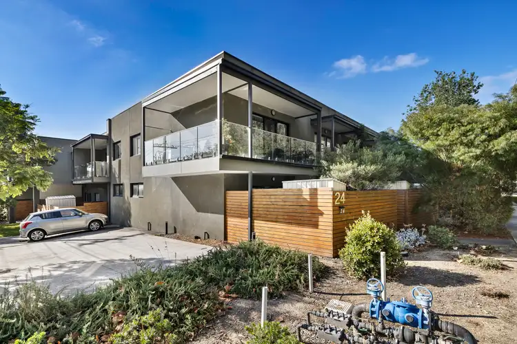 24 Croydon Road