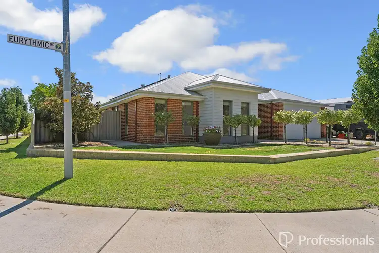 13 Eurythmic Road