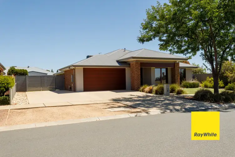 2 Gleneagles Drive