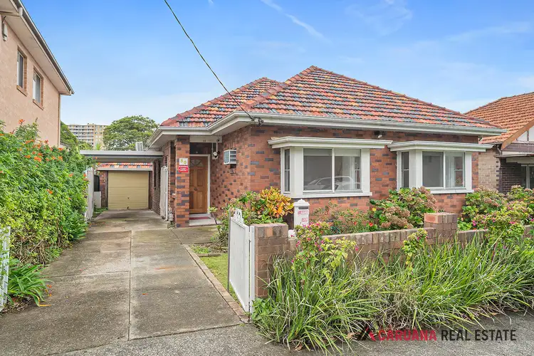 30 Baxter Avenue