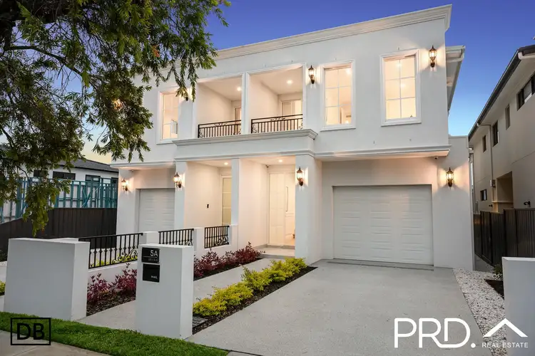 5a Wall Avenue