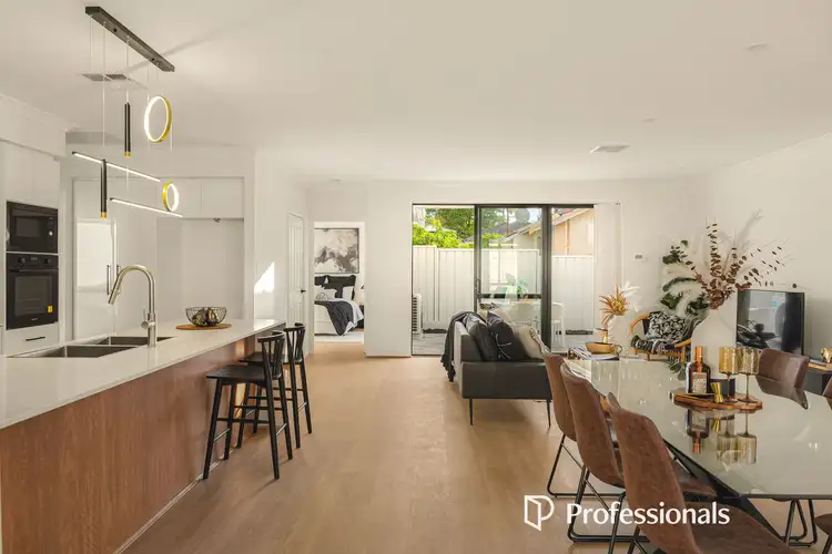 6B Medhurst Crescent