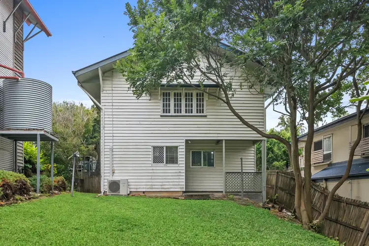 99 Sir Fred Schonell Drive