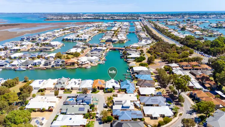 12 Tasman Loop