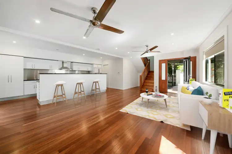 42 Rawlins Street