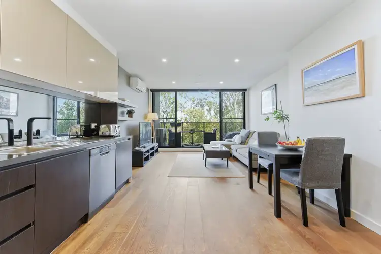 81 Warrigal Road