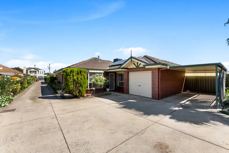 24 Seaton Terrace