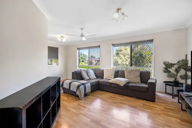 4 Barcrest Court