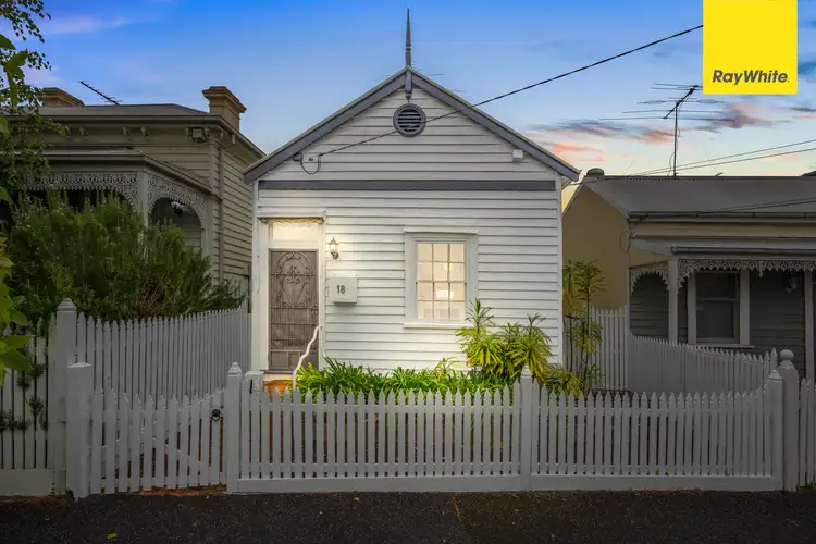 18 Mcconnell Street
