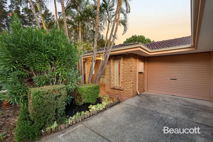 30 Waverley Street