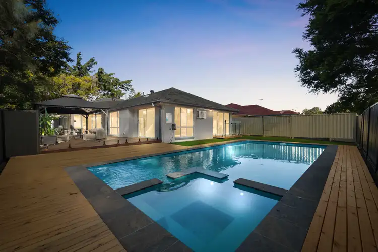 7 Accolade Place
