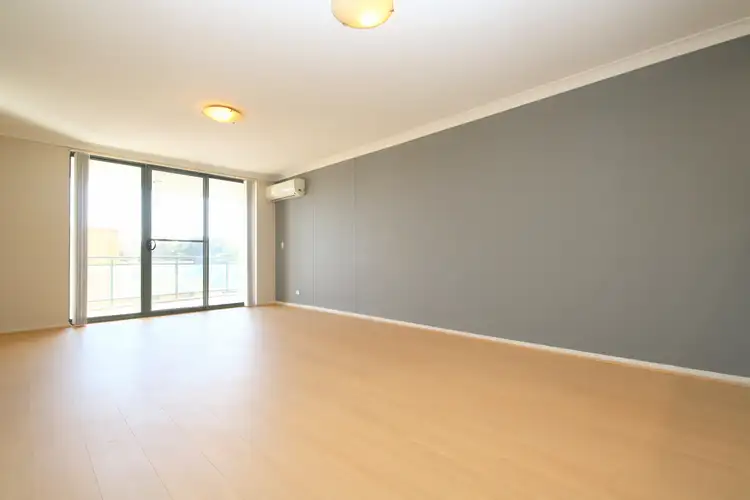 16-20 Meredith Street