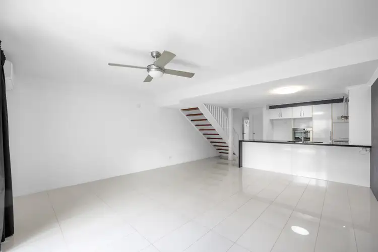 102-104 Broadwater Avenue