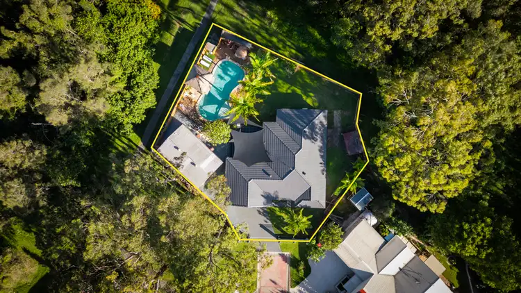 5 Calliandra Court