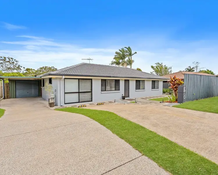 40 Waratah Avenue