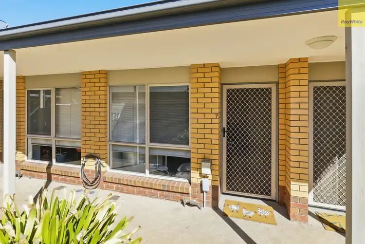 96 Gisborne Road