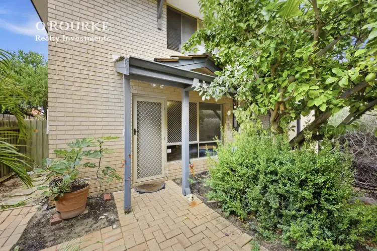 17 Cayley Street