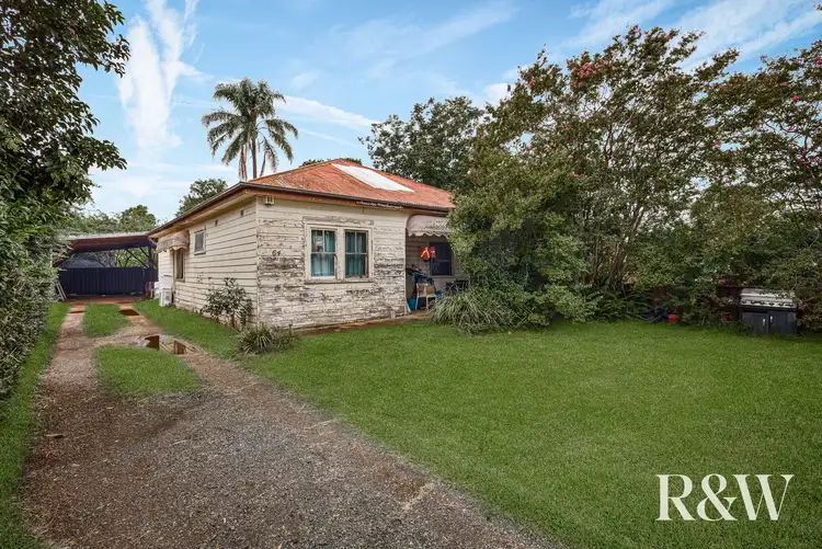 64 Rooty Hill Road North