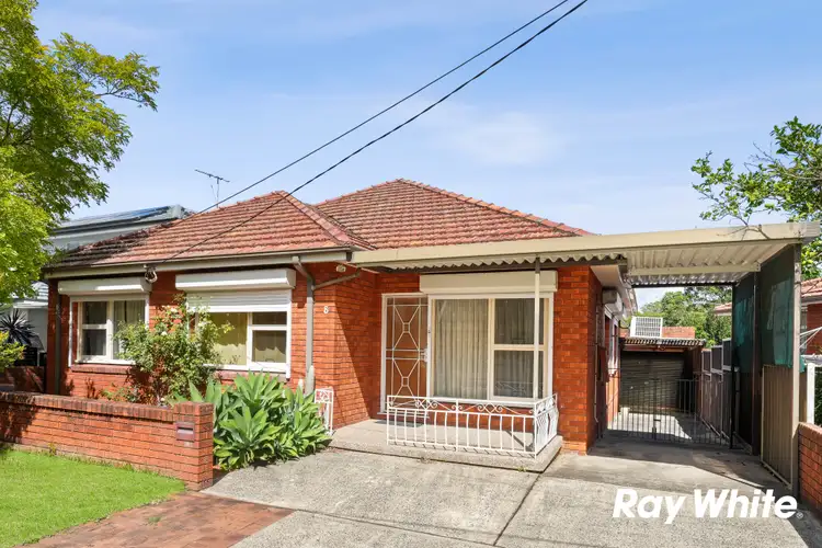 8 Crawford Place