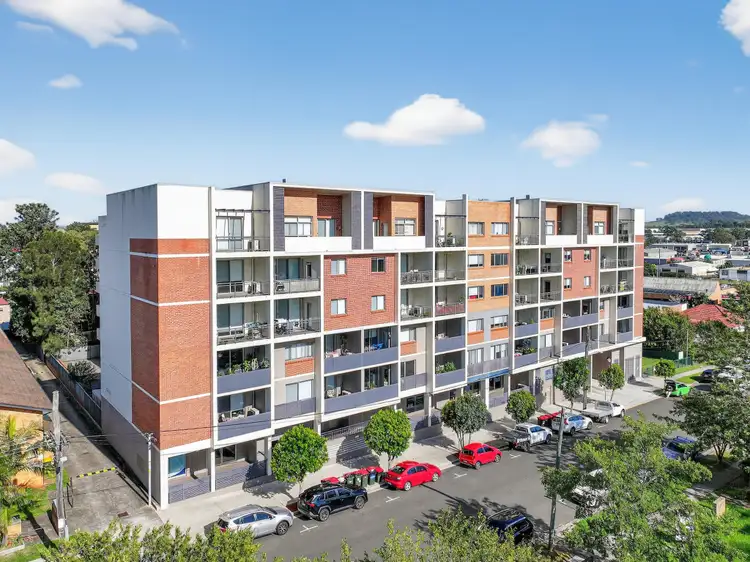 3-9 Warby Street