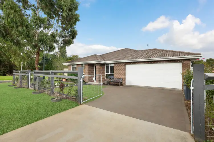 43 Kamilaroi Crescent