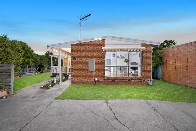 10 Simpson Street