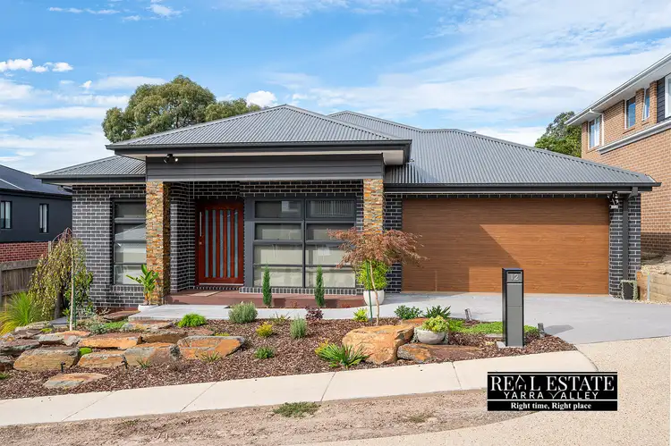 12 Oakridge Rise
